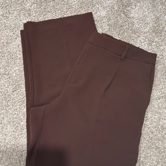 😎 Signature Crepe Essential Trouser - A New Day - Picture 5 of 6